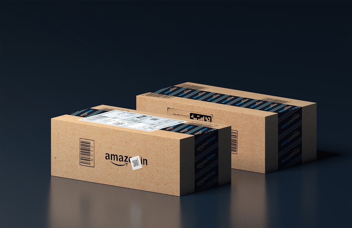 Amazon FBA poly bag requirements UK — compliant polyethylene bagging for UK sellers